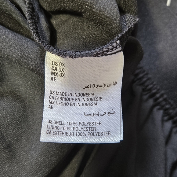 Black and White Alfani Pleated Floral Skirt Size 0X - Picture 7 of 8